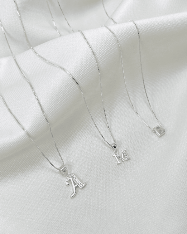 Cadena con Inicial en Plata Ley 925